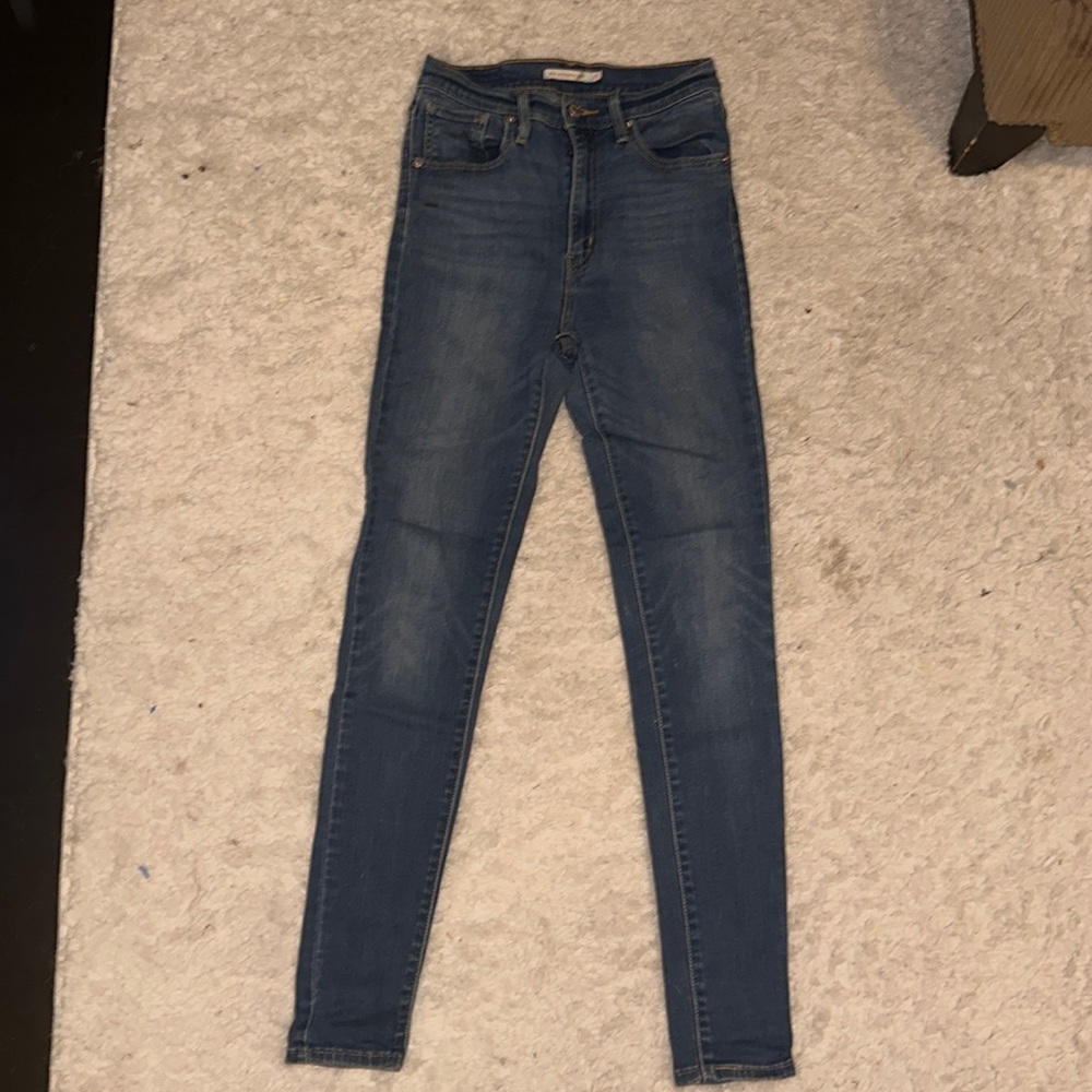 Word a few times! In great condition!